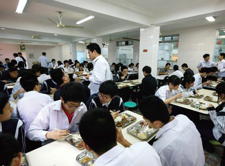 教室食堂
